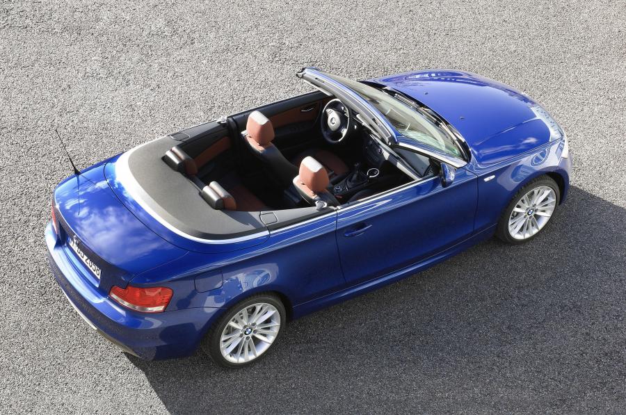  BMW 135i Convertible 2007 года  (фото 2 из 9)